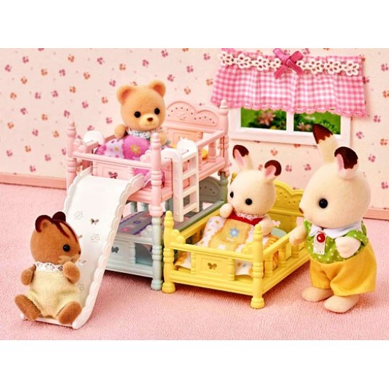 Triple bunk on sale bed sylvanian